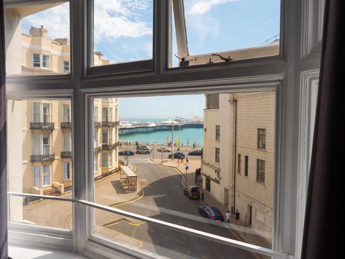 Hostal A&o Brighton